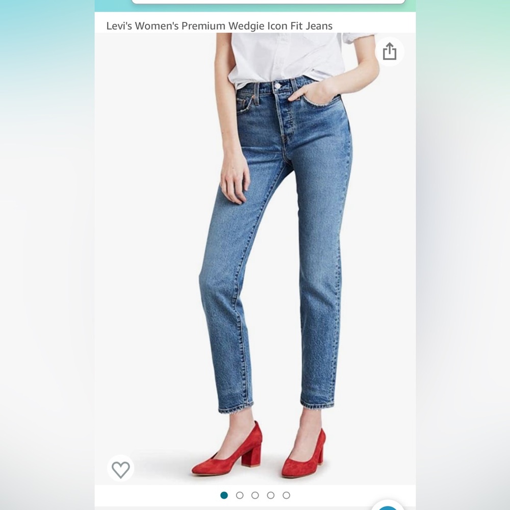 Levi’s Wedgie Icon Jeans